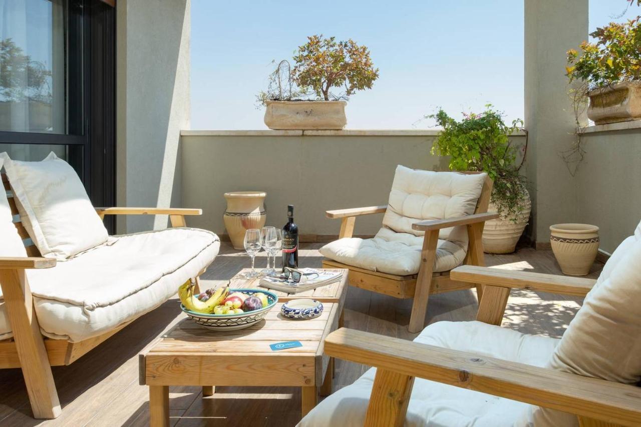Sophisticated 3Br Penthouse In Jaffa'S Market Tel Aviv Exterior foto